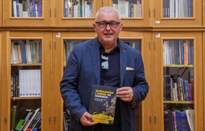 Anđelko Milardović predstavio svoju knjigu „Globalizacija i Europa na raskrižju“
