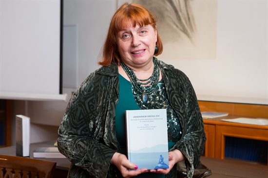 JADRANSKIH SIRENA ZOV Predstavljen antologijski izbor iz poezije hrvatskih književnica u Dalmaciji