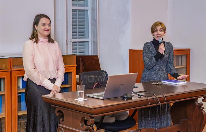 𝐏𝐞𝐭𝐫𝐚 𝐁𝐫𝐚𝐢𝐥𝐨 𝐨 𝐣𝐞𝐳𝐢č𝐧𝐢𝐦 𝐬𝐩𝐞𝐜𝐢𝐟𝐢č𝐧𝐨𝐬𝐭𝐢𝐦𝐚 𝐤𝐨𝐧𝐚𝐯𝐨𝐬𝐤𝐨𝐠 𝐠𝐨𝐯𝐨𝐫𝐚